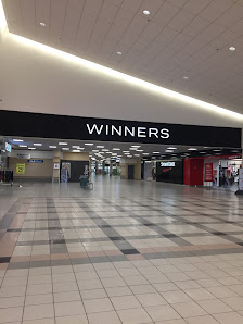 Royalty Crossing photo 4