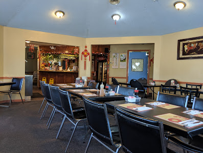 Pioneer Plaza photo 2