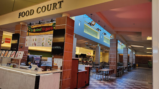 University Mall photo 5