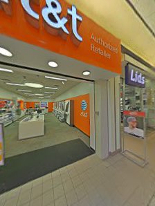 University Mall photo 7