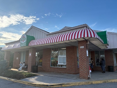 Boxwood Shopping Center photo 2