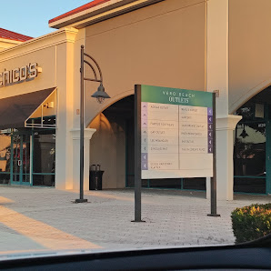 Vero Beach Outlets photo 5
