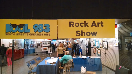 Hamilton Mall photo 5