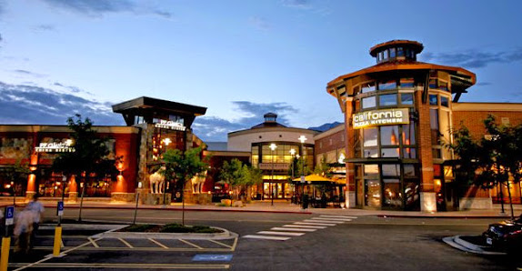 University Place photo 6