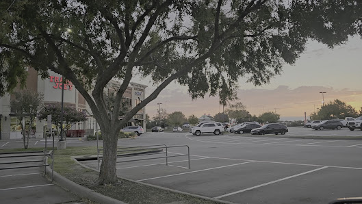 Eldorado Plaza photo 3