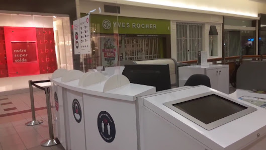 Centre commercial Rivière-du-Loup photo 3