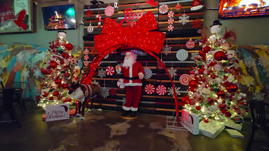 West Santa Fe Plaza photo 3