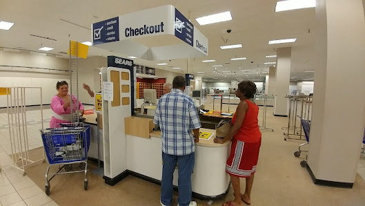 Antioch Crossing photo 4