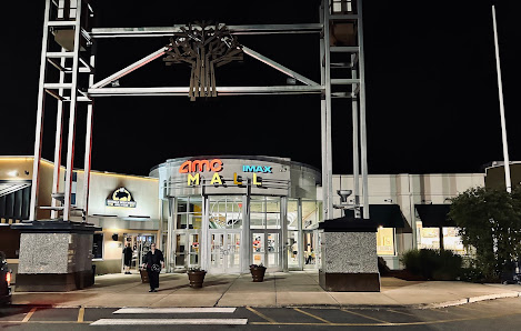 Liberty Tree Mall photo 1