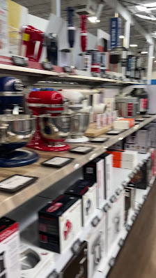 Shops At Lyndale photo 3