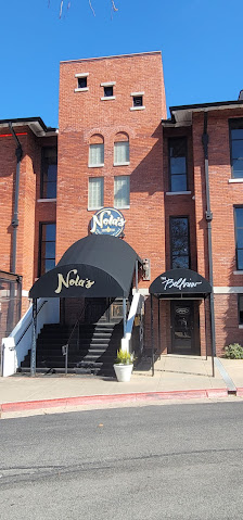 Lincoln plaza photo 1