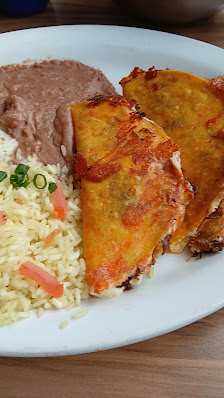 Lincoln plaza photo 3