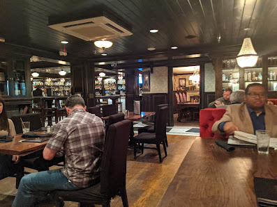 Lincoln plaza photo 4