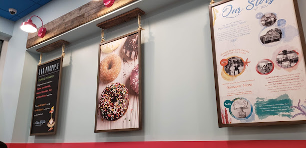 Westwood Plaza photo 4