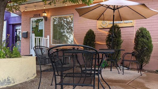 The Village Shops at Los Ranchos photo 2