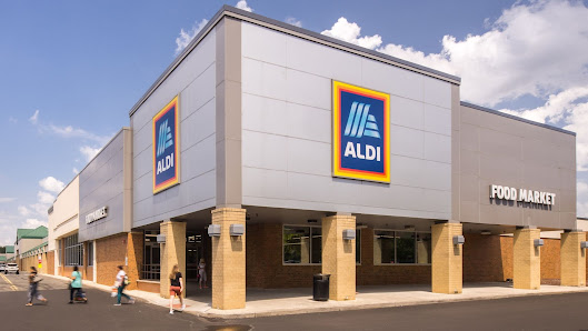 Plaza at Cherry Hill photo 6