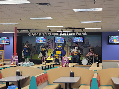 Cross Country Plaza photo 5