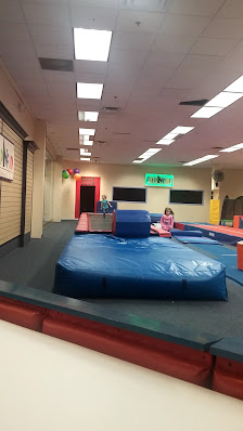 Lakeshore Mall photo 3