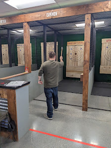 University Mall Shopping Center photo 2