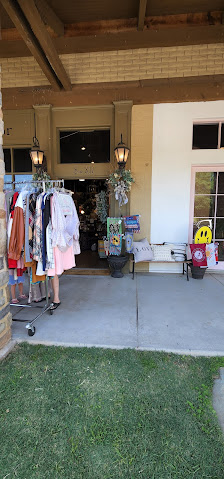 II Creeks Plaza photo 2