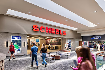 Towne East Square photo 1