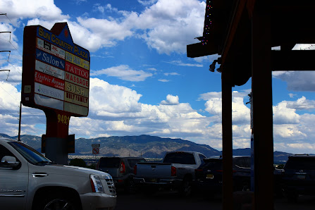 Sun Country Plaza photo 3