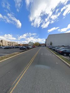 Freehold Raceway Mall photo 6