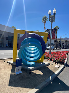 El Paseo Shopping District photo 2