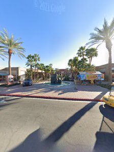 El Paseo Shopping District photo 7