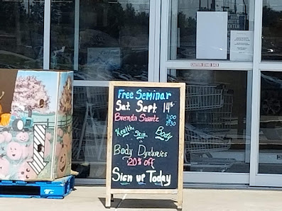 Walnut Square photo 2