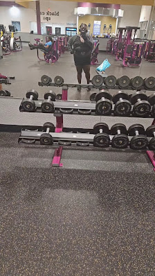 Governors Square photo 3