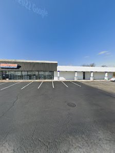 Governors Square photo 4