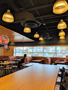 Spring Park Shopping Centre • Plaza REIT Charlottetown photo 3