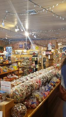 Quechee Gorge Village photo 3