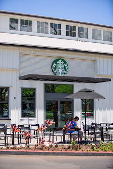 Lahaina Cannery photo 4