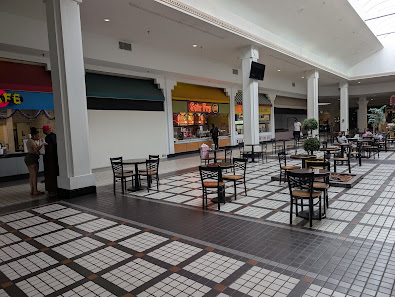 Golden East Crossing photo 1