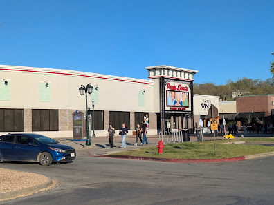 Branson Landing photo 2