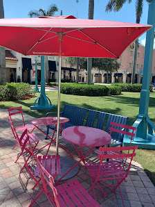 Mizner Plaza photo 4