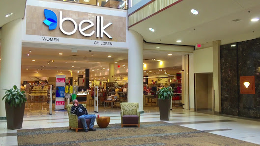 Shoppes At Hamilton Place photo 3