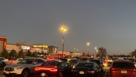 Tanger Outlets Columbus photo 3