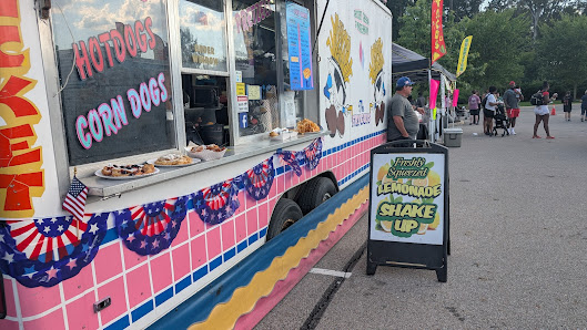 Tanger Outlets Columbus photo 4