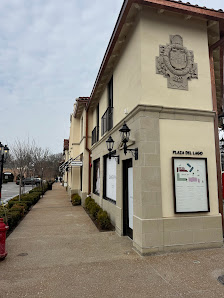 Plaza del Lago photo 2