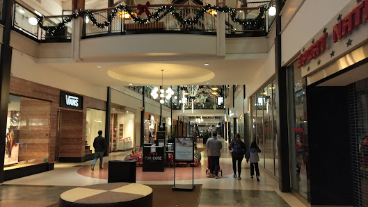 Dulles Town Crossing photo 2