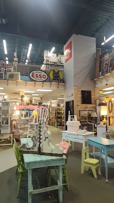 Old Strathcona Antique Mall photo 2