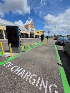 Tanger Gonzales photo 2