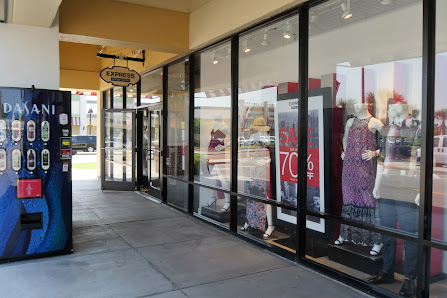 Tanger Gonzales photo 4