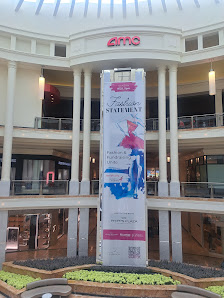 Phipps Plaza photo 4