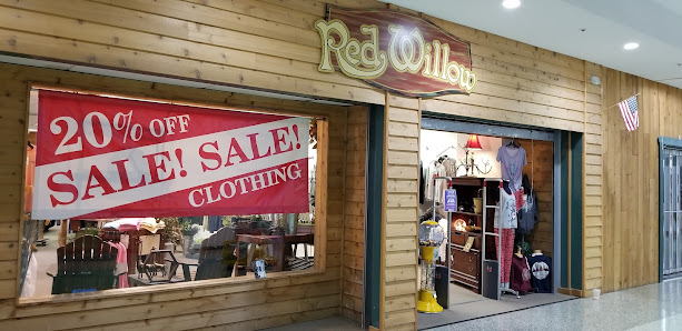 Washington Square Mall photo 4