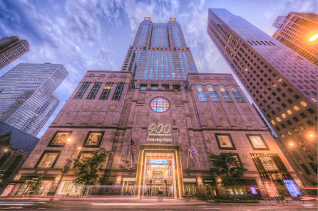 900 North Michigan Shops photo 5