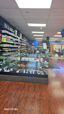 Gateway West Shopping Center photo 2